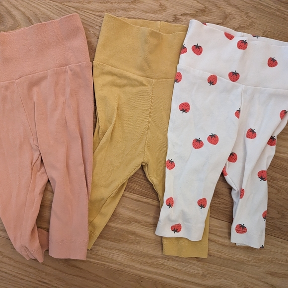 H&M leggings (2-4 m) - Picture 1 of 1